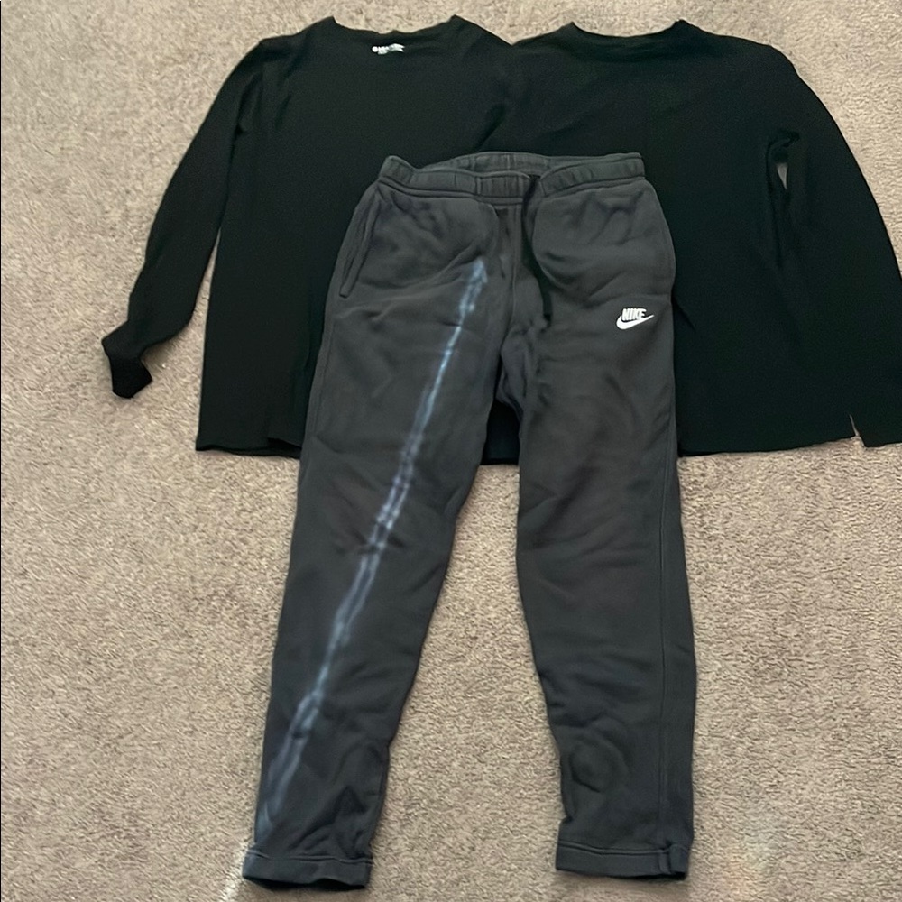 Nike Gray/Charcoal Sweatpants and 2 Tops